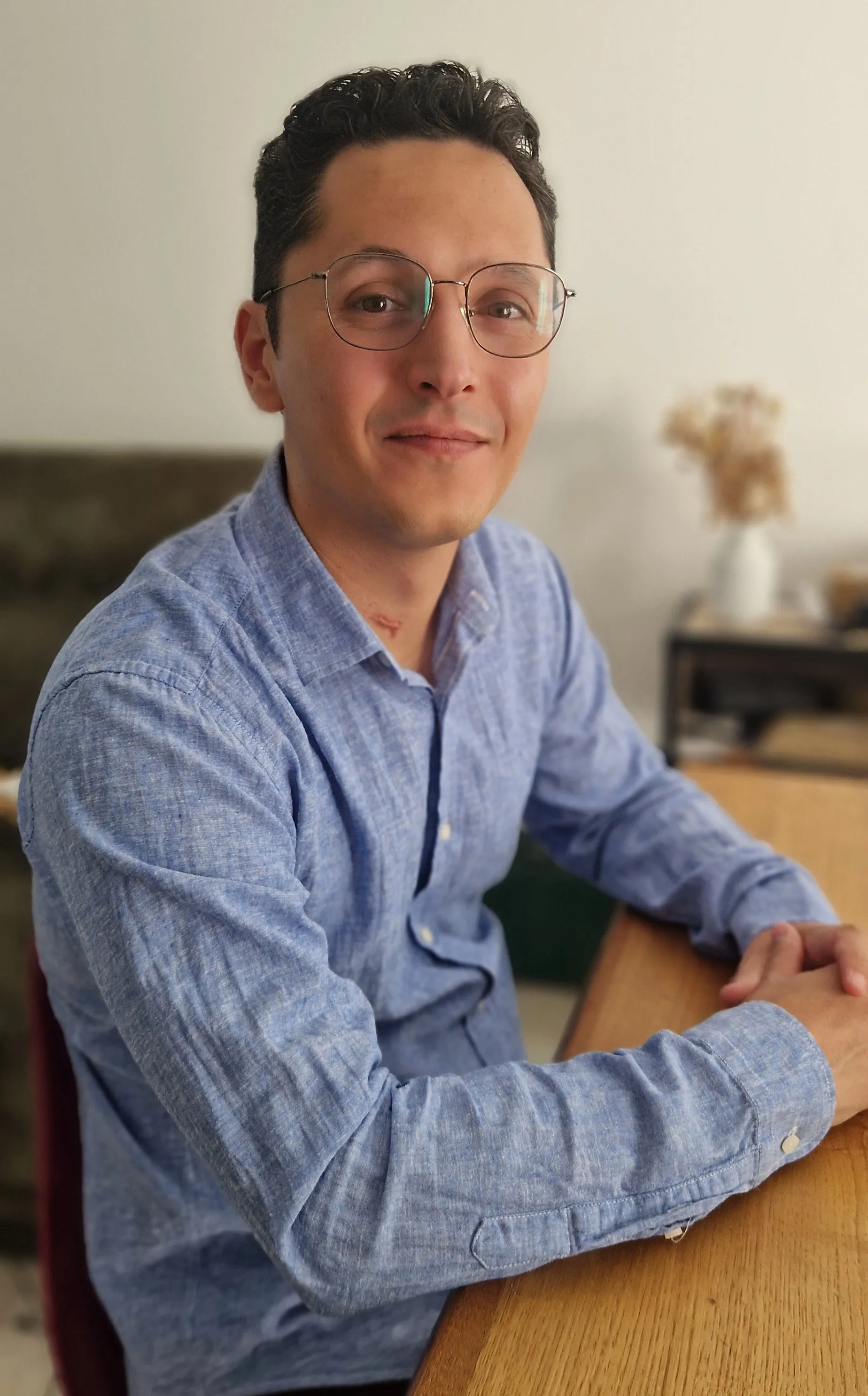 Portrait de Julien Nauroy, psychopraticien